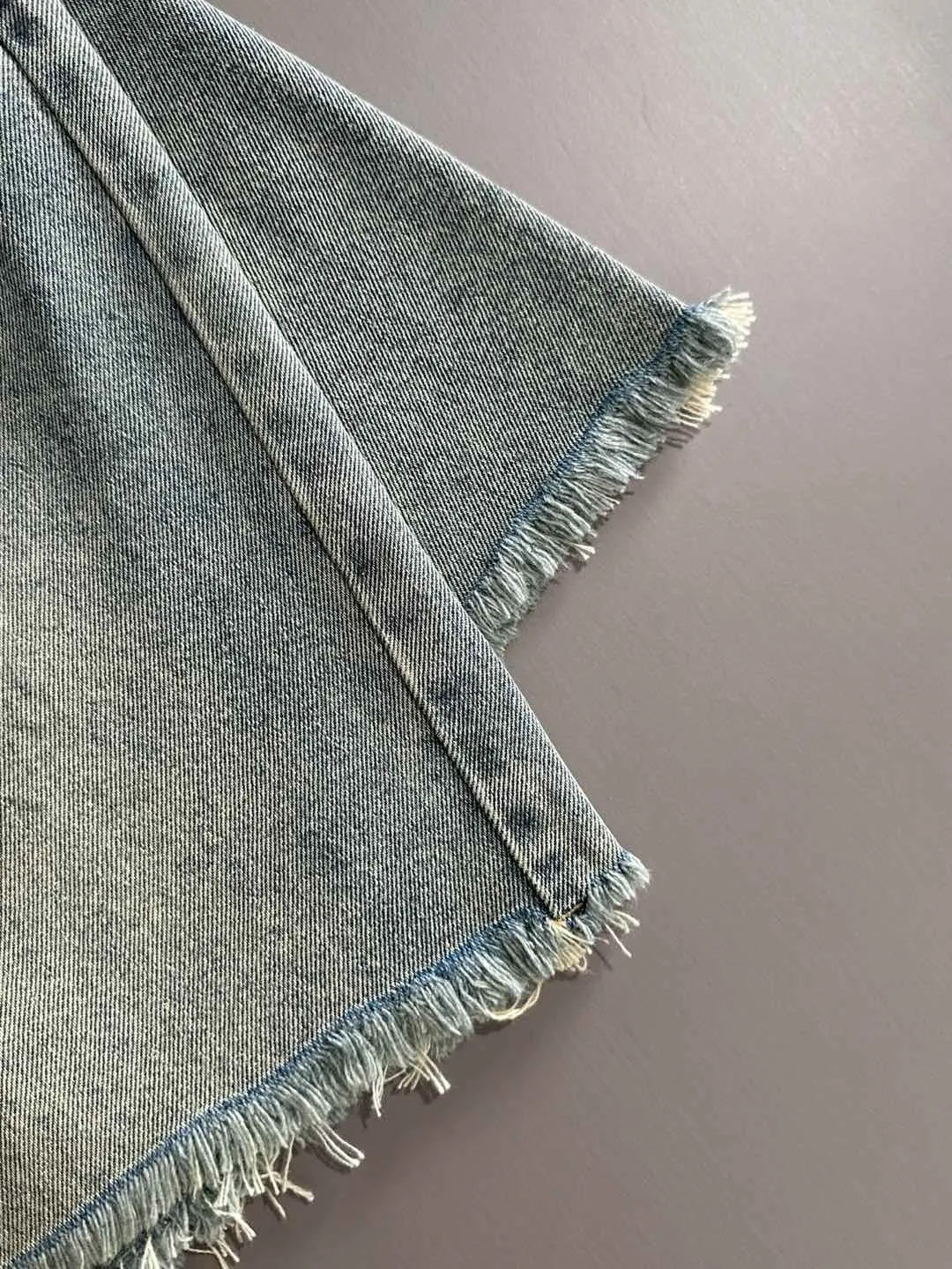 Frayed Hem Vintage Denim Shorts