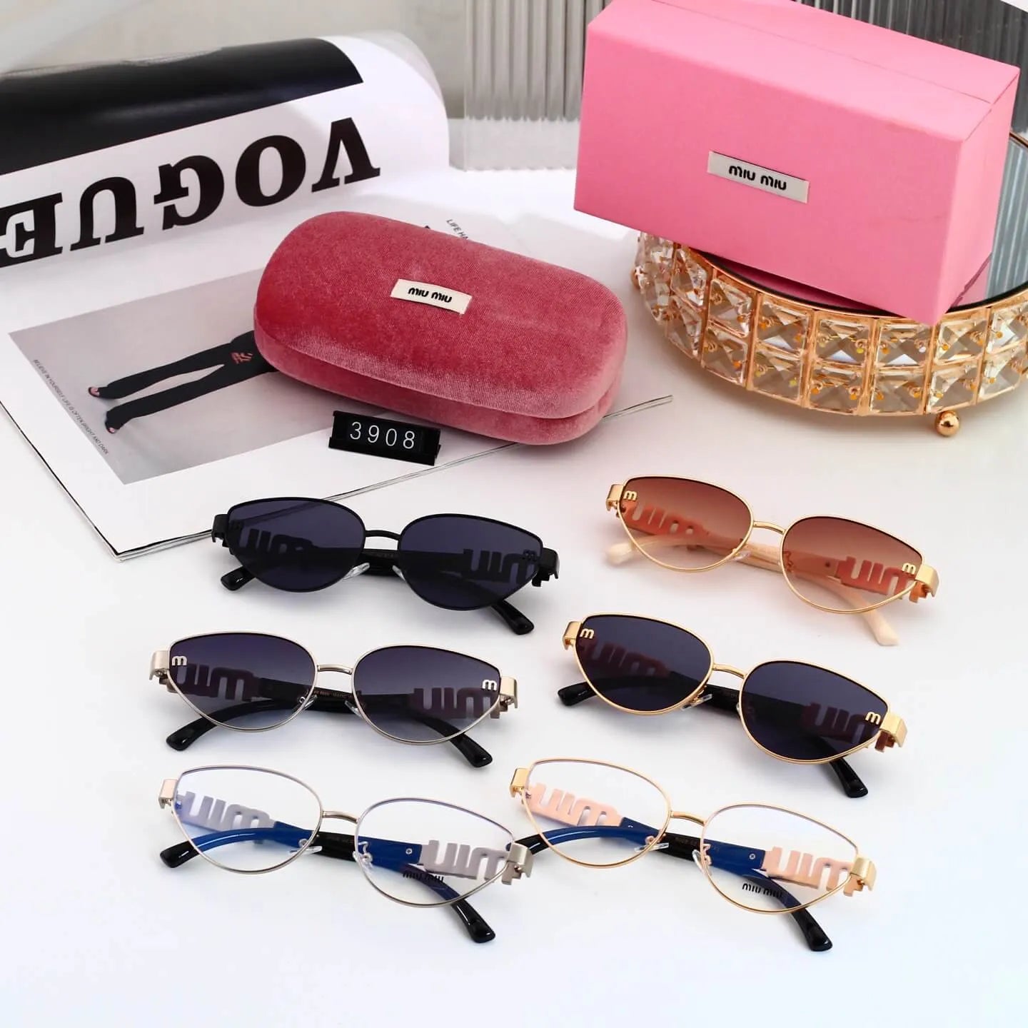Letter Accent Half-Rim Cat Eye sunglasses