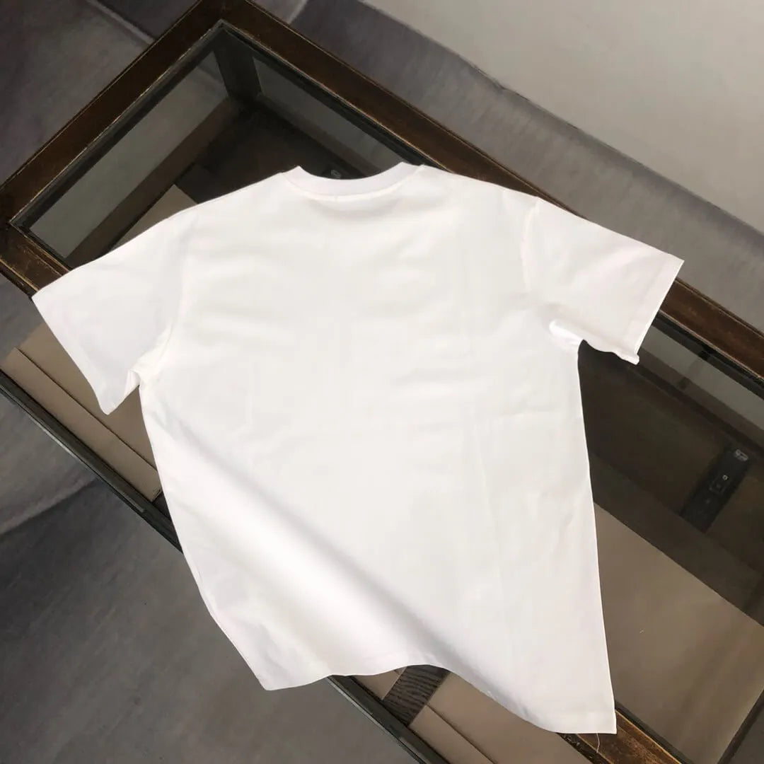 Triangle Spray Paint Print T-shirt