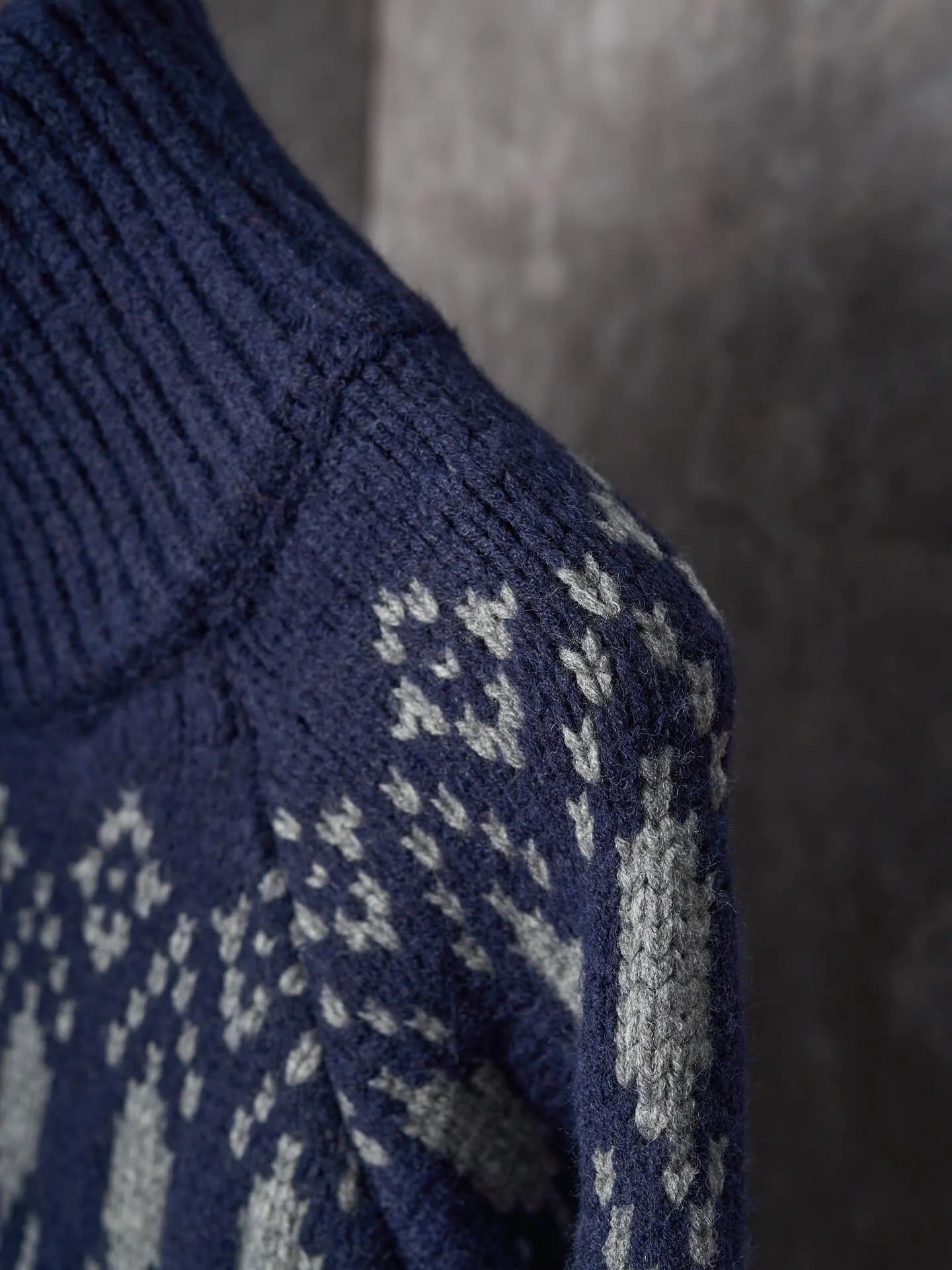 Geometric Jacquard Diamond Zip‑Up Sweater Jacket