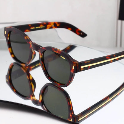Retro Square Frame Sunglasses
