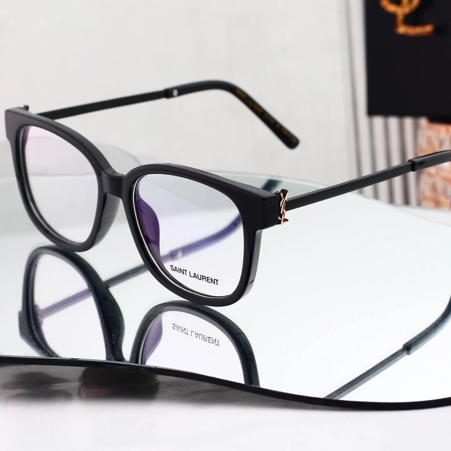 Square Full Rim Eyewear Sunglasses