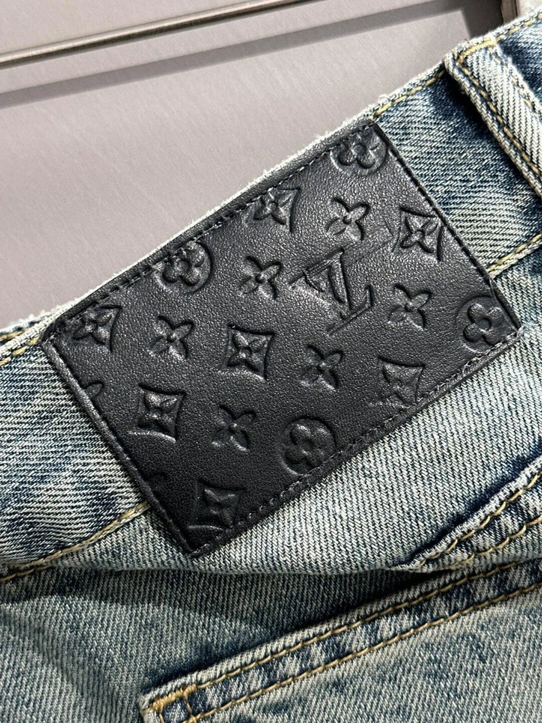 Cargo Pocket Stitching Washed Denim Shorts