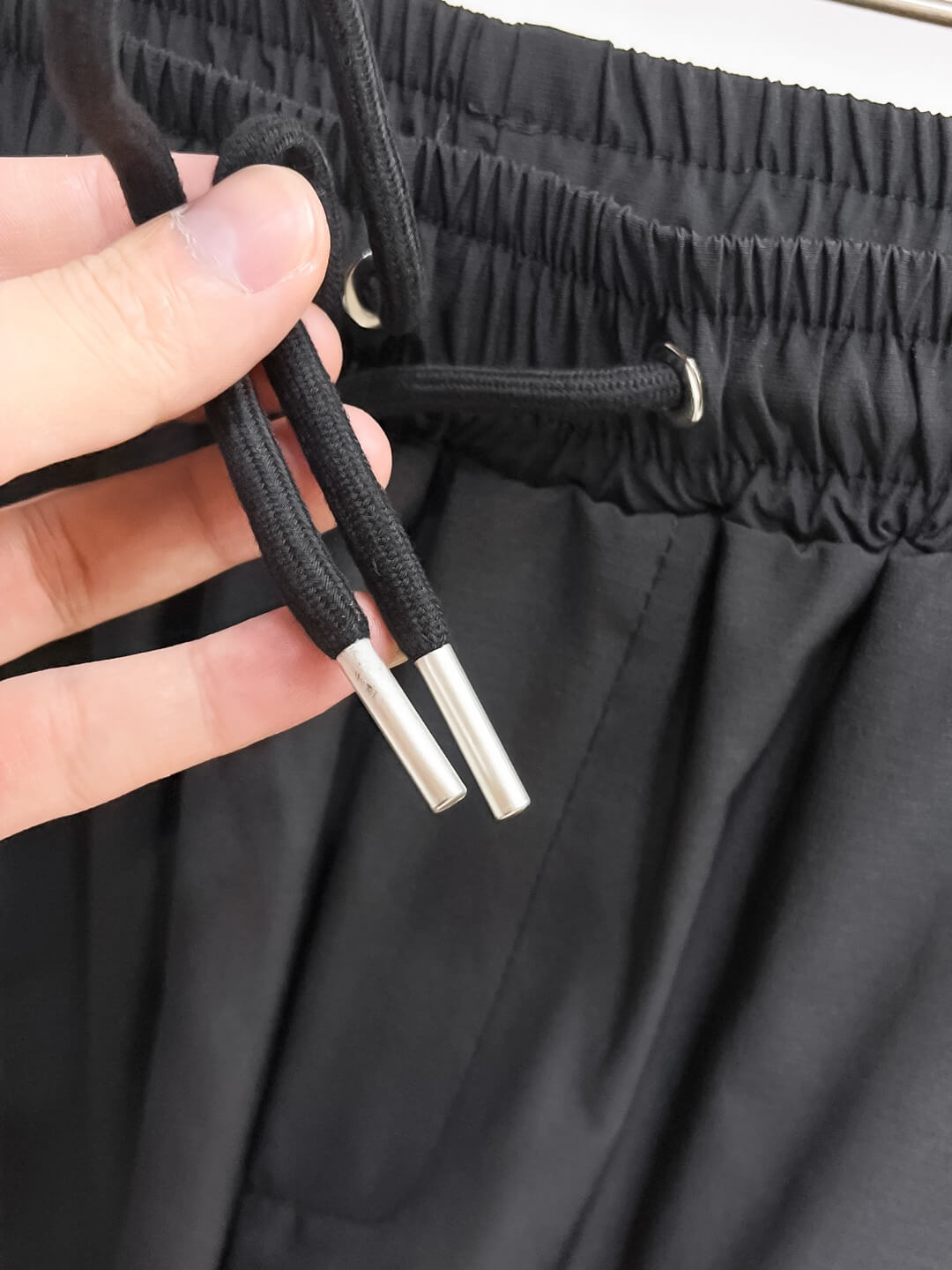 Buckle Decor Cargo Pocket Shorts