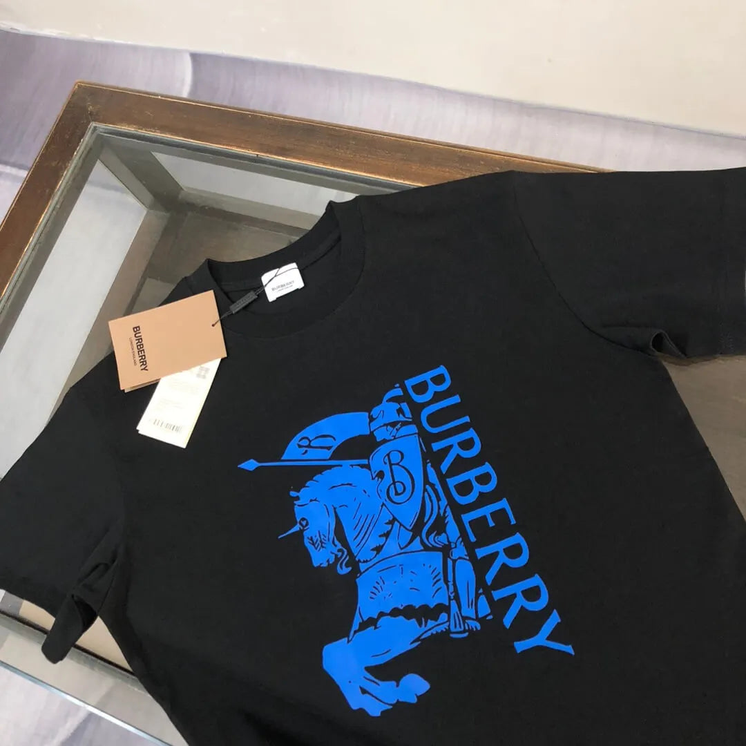 Horse Vertical Print T‑Shirt