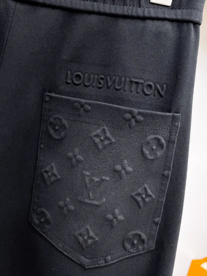 Debossed    Seam Stitching Pants