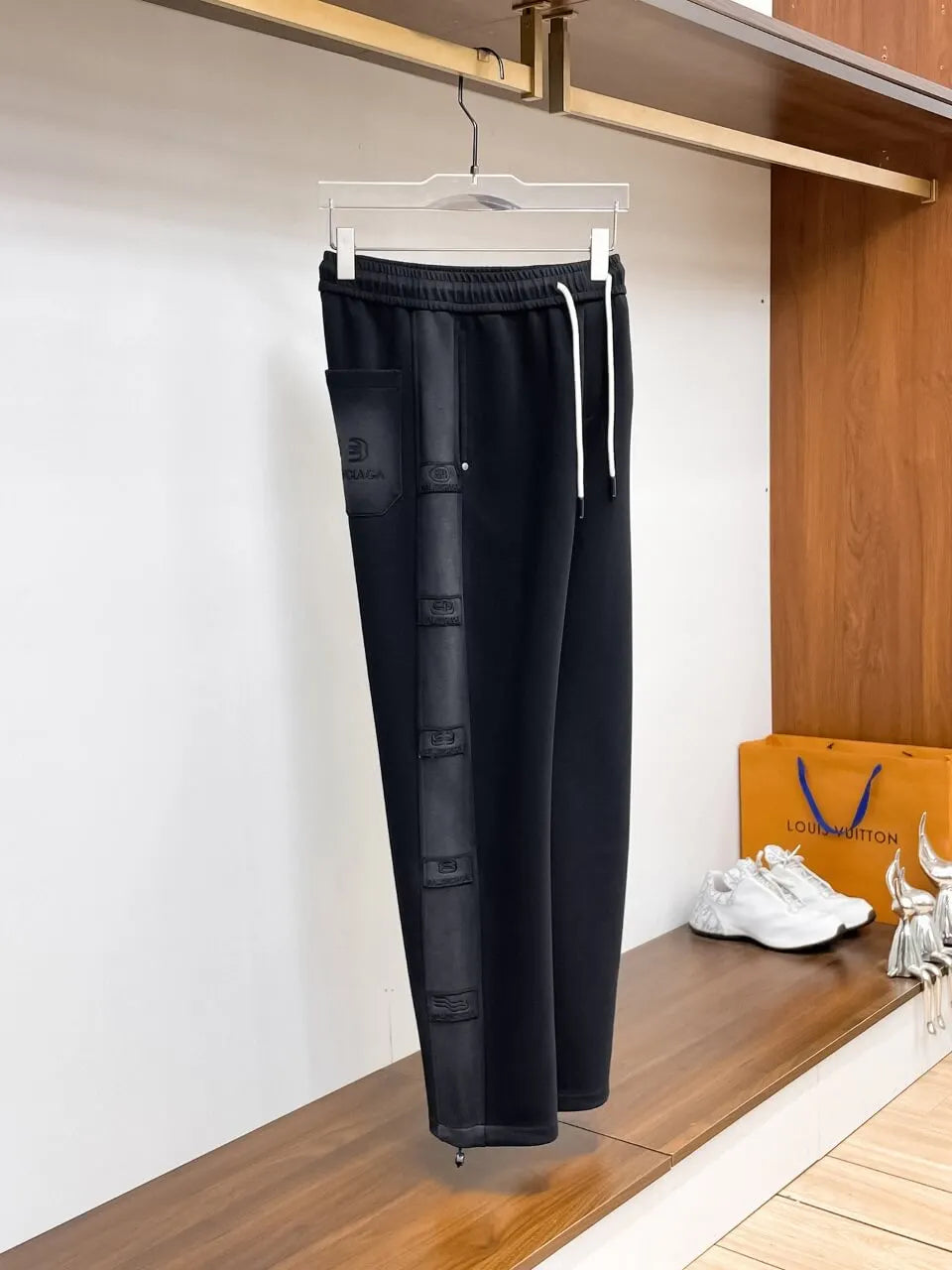 Side Multi‑Patch Decorated Straight Pants