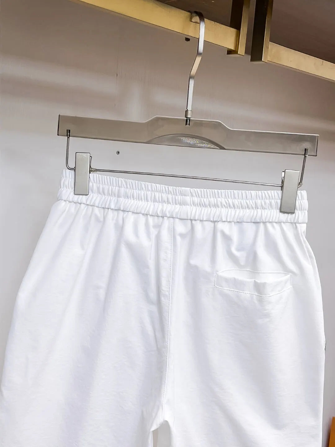 Side Stripe Badge Casual Shorts
