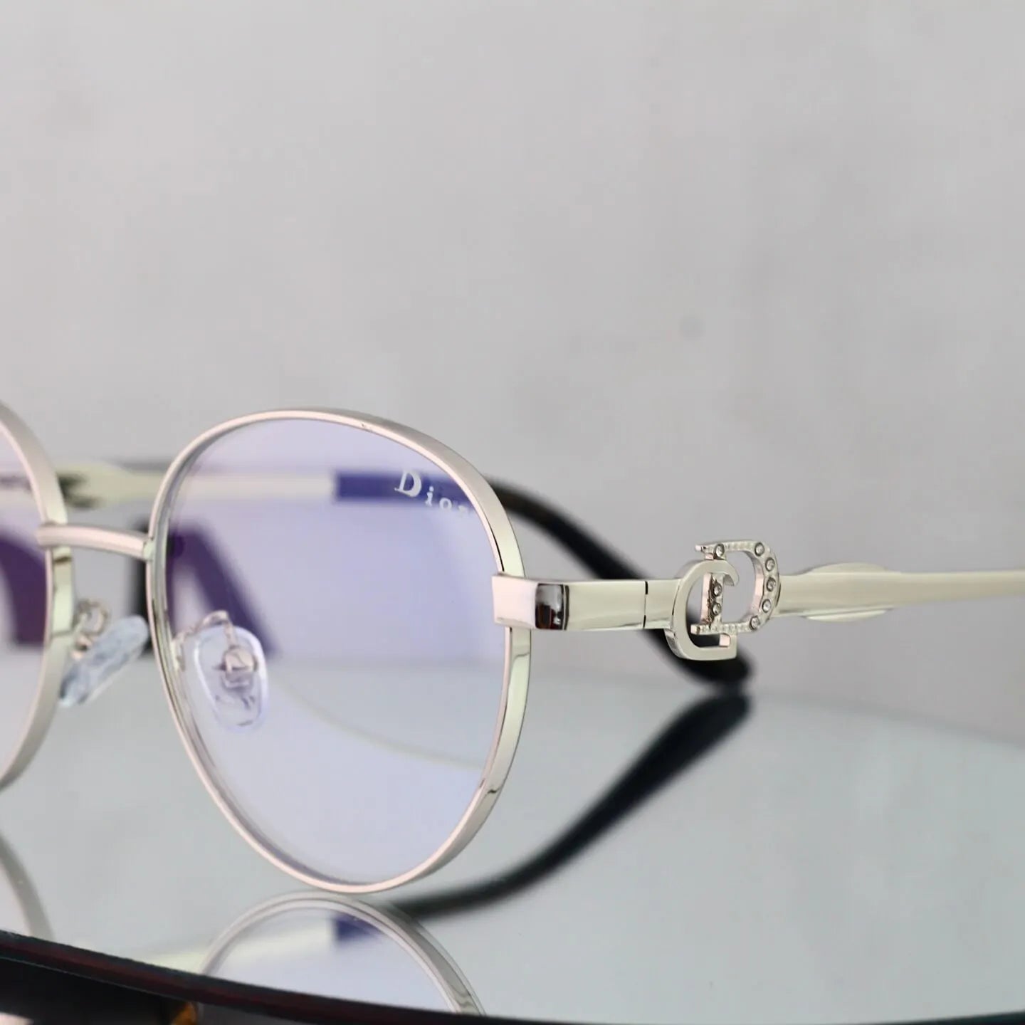 Thin Metal Round Sunglasses