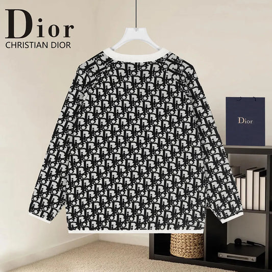 Oblique Jacquard Crew Neck Knit Sweater