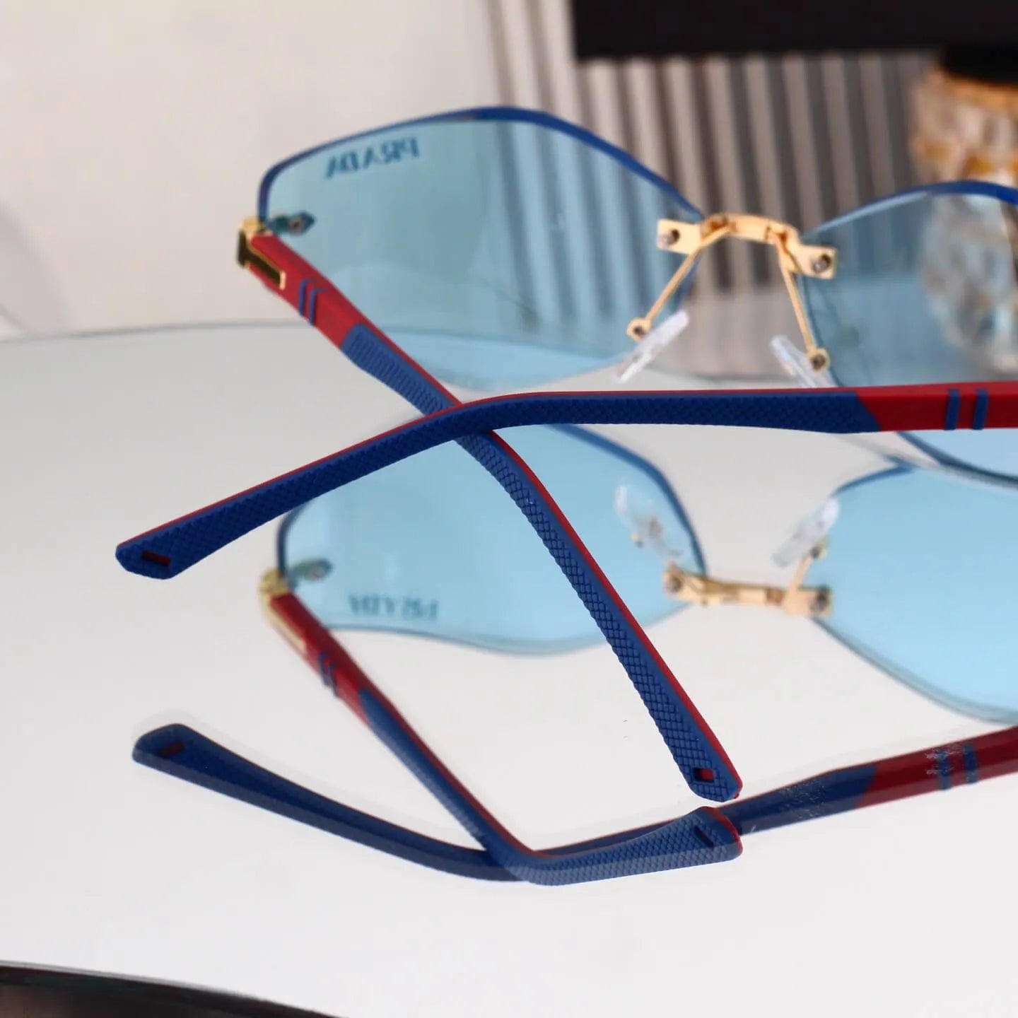 Rimless Cut Oval Sunglasses