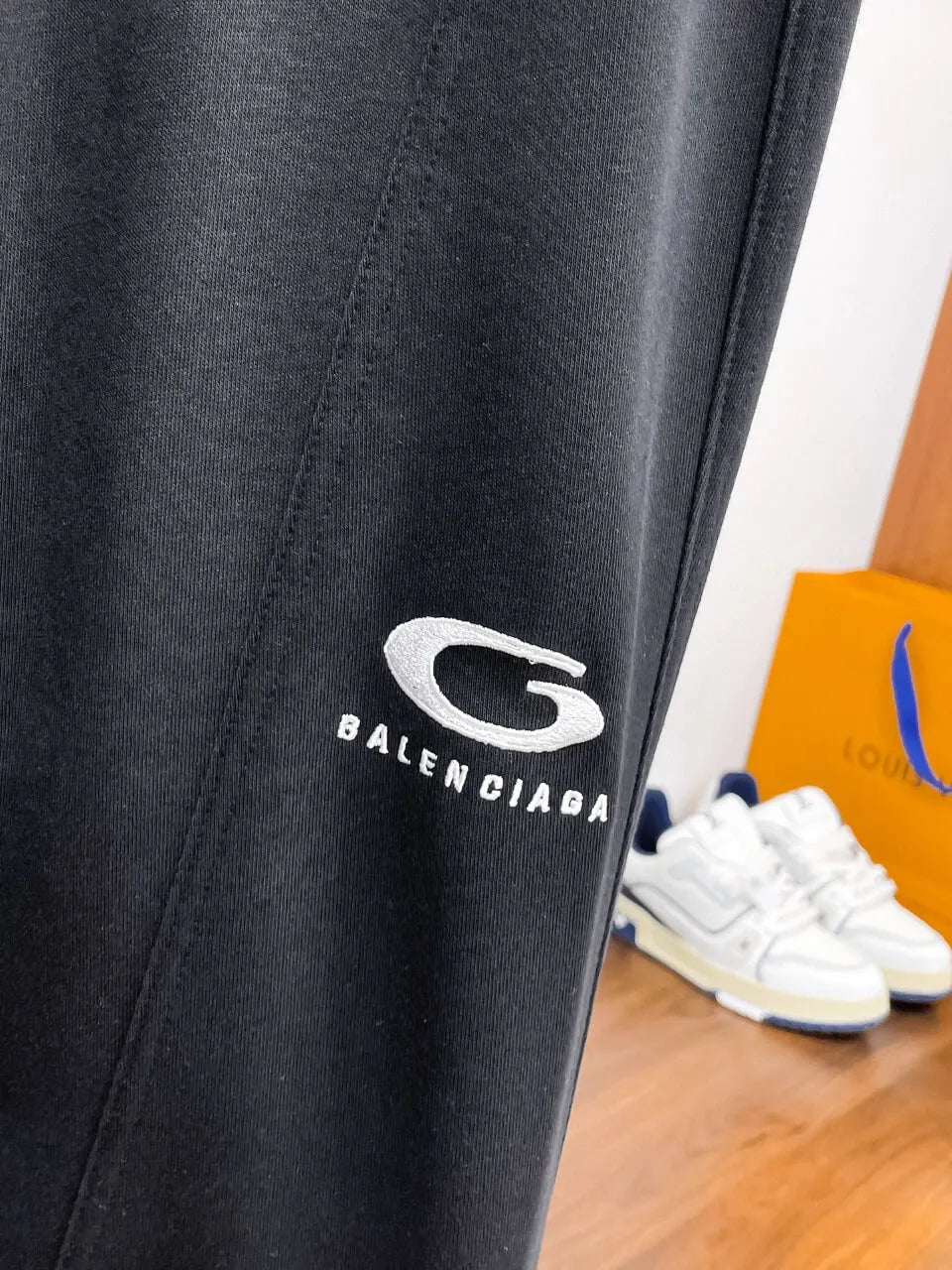 Side Circular Embroidery Pants