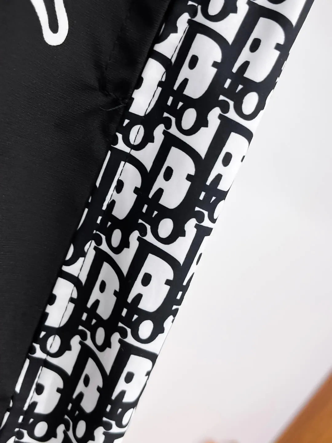 Graffiti   Side Striped Shorts