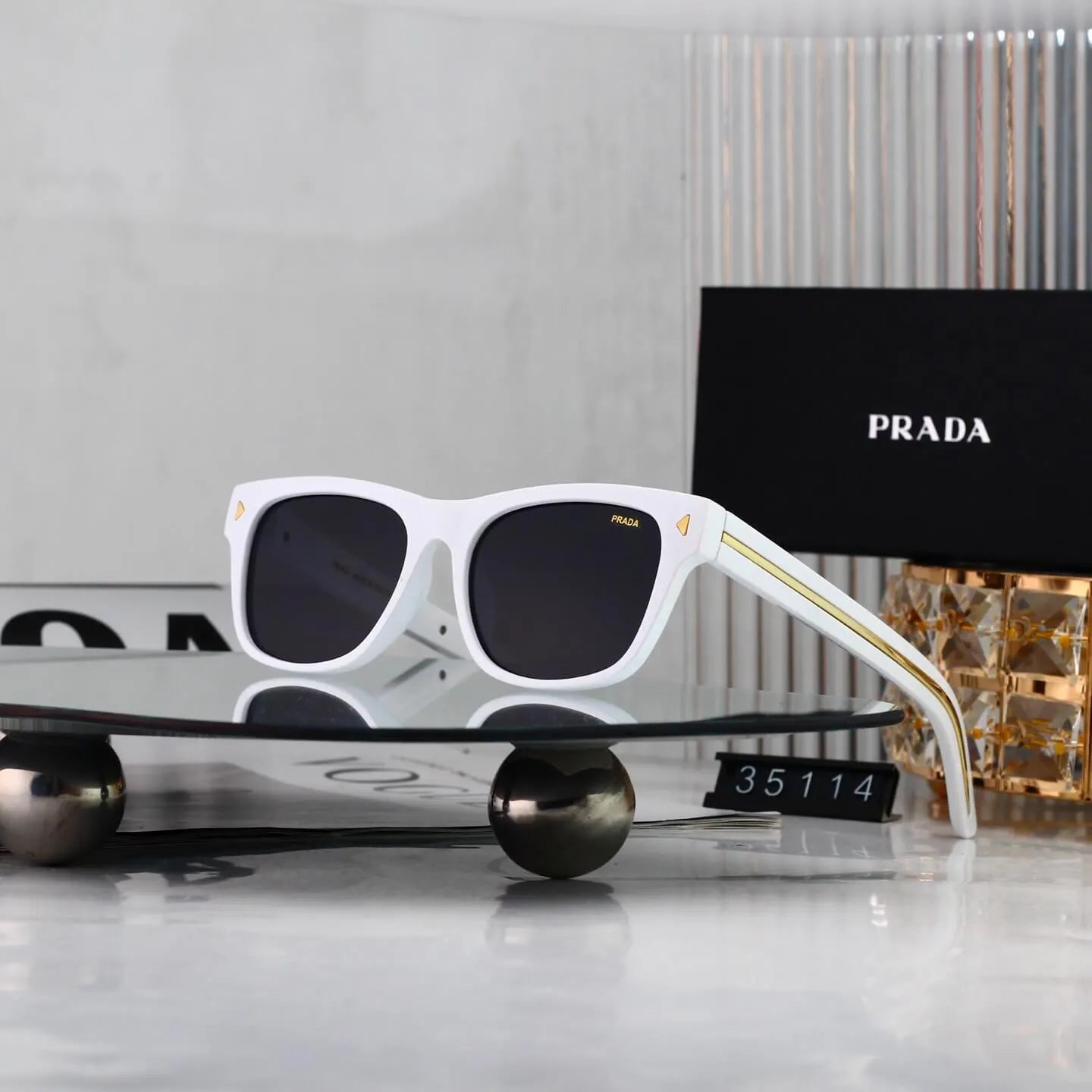 Classic Thick Frame Sunglasses