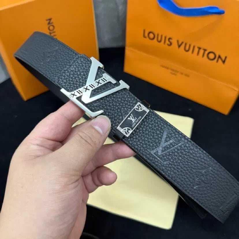 Classic Solid‑Steel Letter Buckle Belt