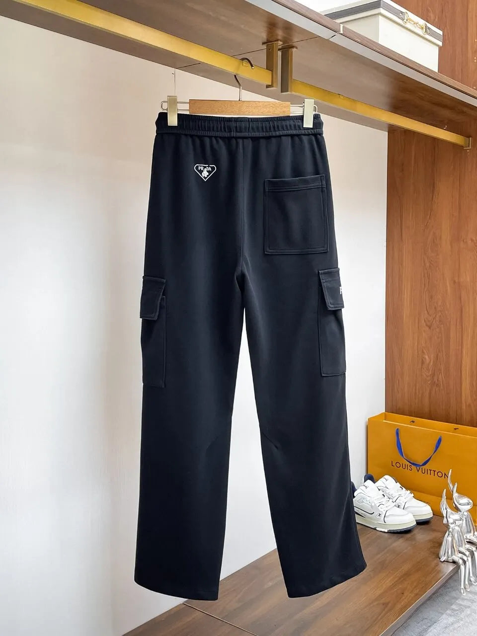 Triangle Badge Multi‑Pocket Cargo Pants