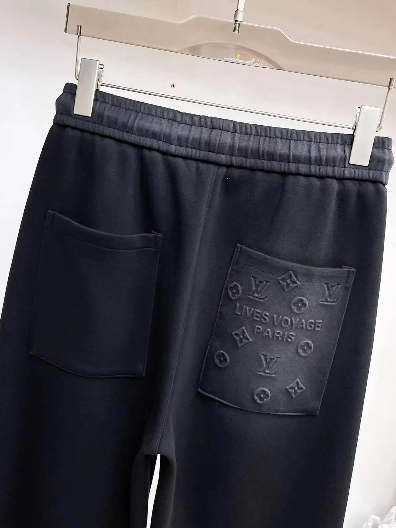 Simple Embossed   Straight‑fit Pants