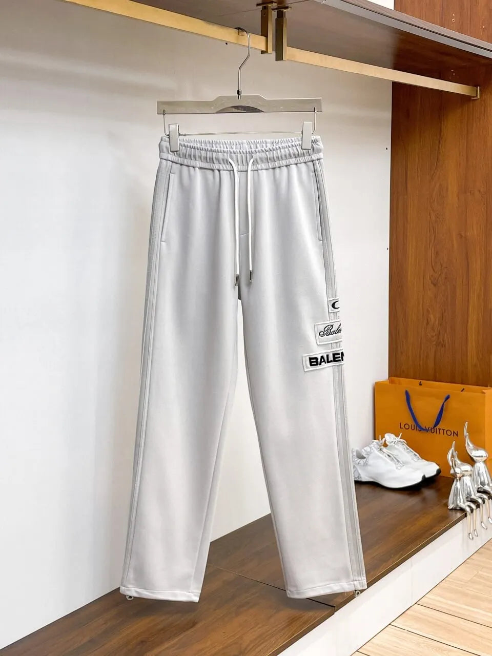 Multi‑Embroidered Patch Straight‑Leg Pants