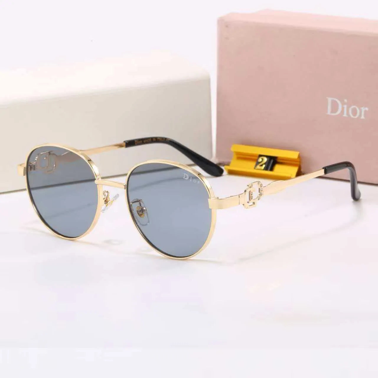 Classic Metal Round Sunglasses