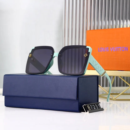 Embossed Temple Oversized Sunglasses