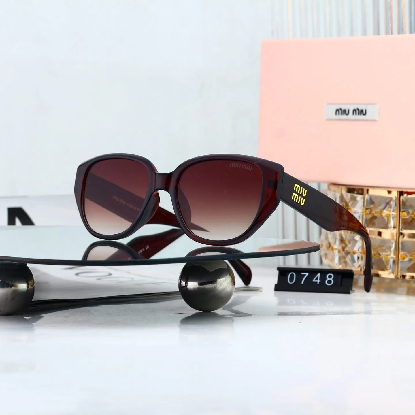 Retro Cat‑eye Square Sunglasses