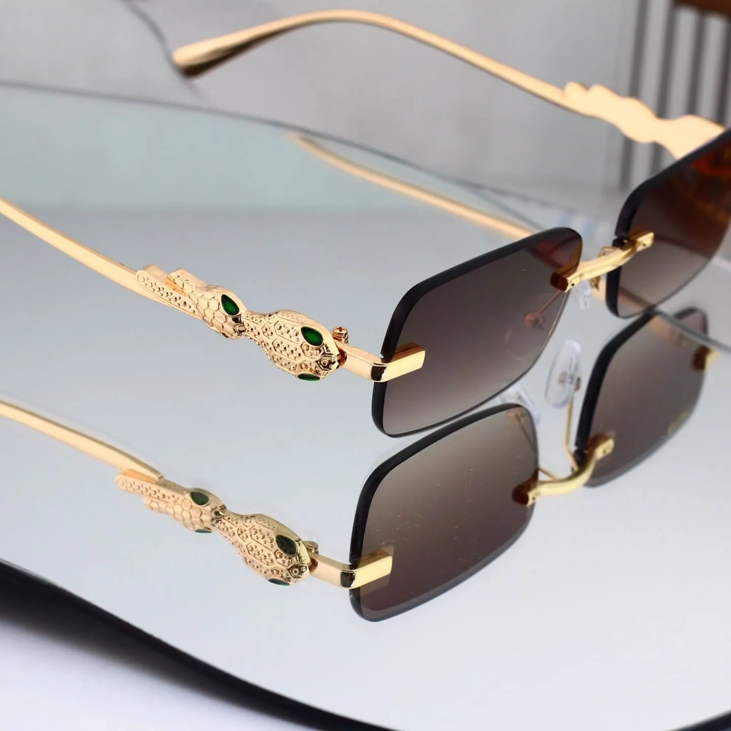Snake Detail Rimless Rectangle Sunglasses