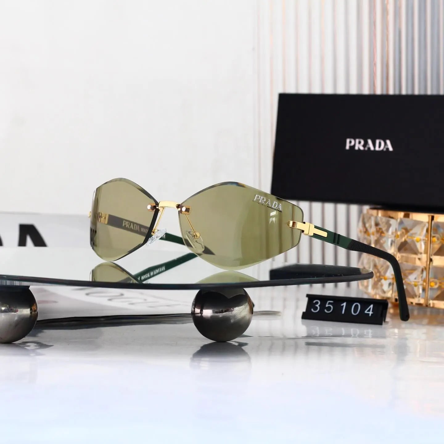 Rimless Cut Oval Sunglasses