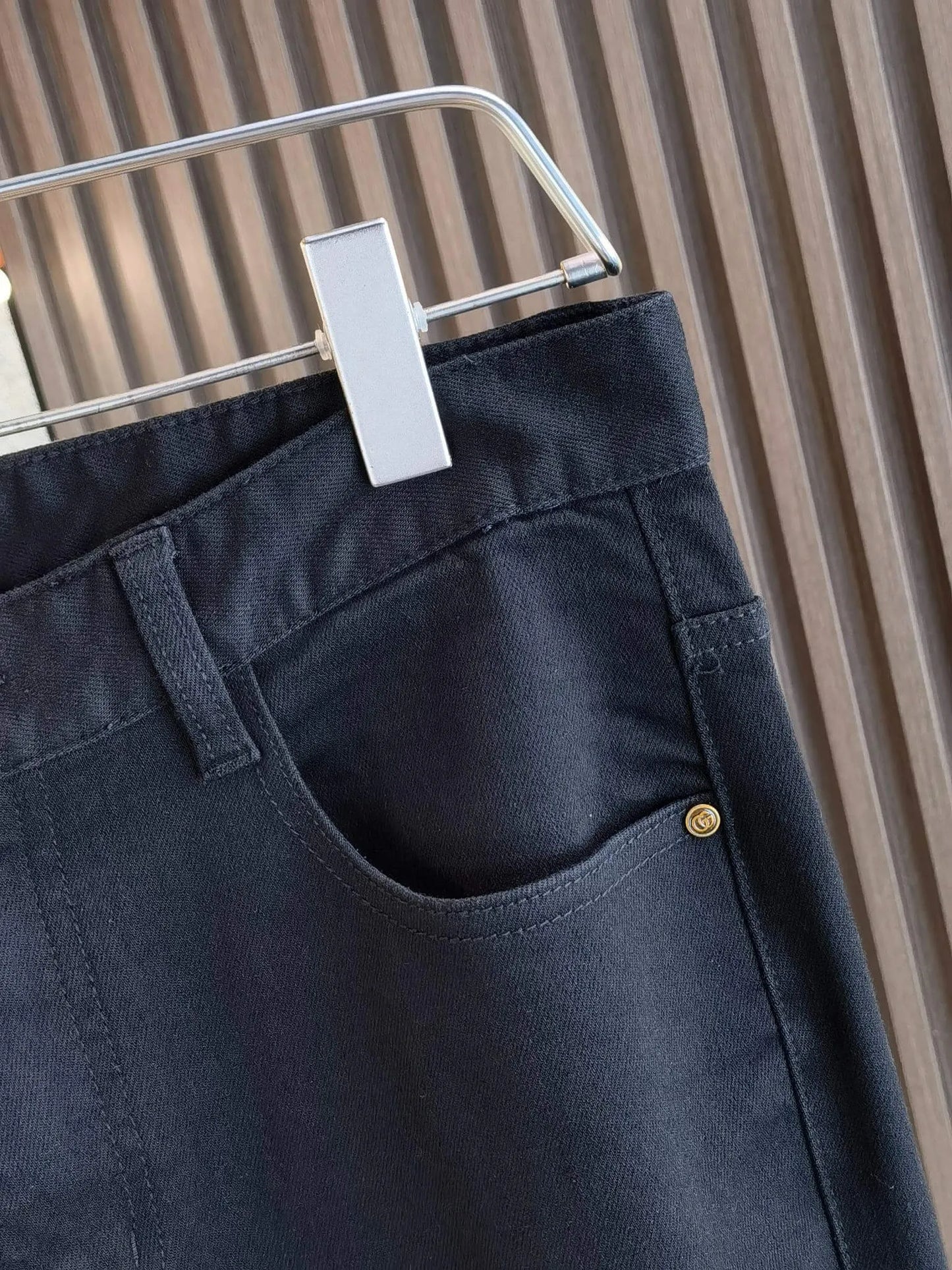 Double G Metal Emblem Jeans