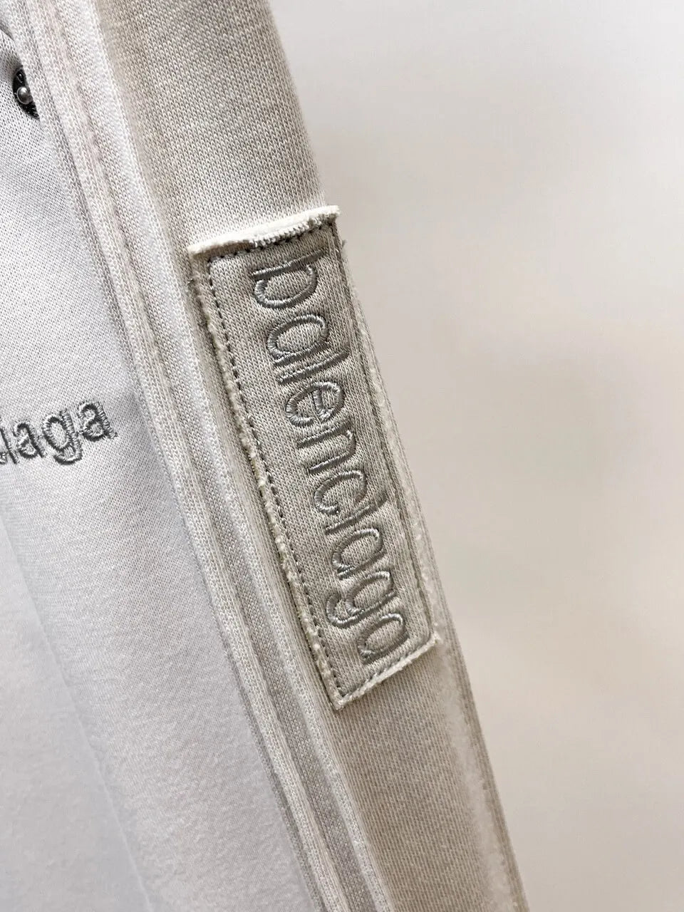 Side‑Stripe Text Detail Straight Pants