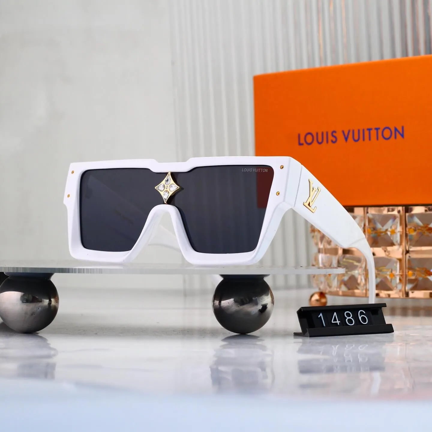 Fashion Rhinestone Decor Square Sunglasses