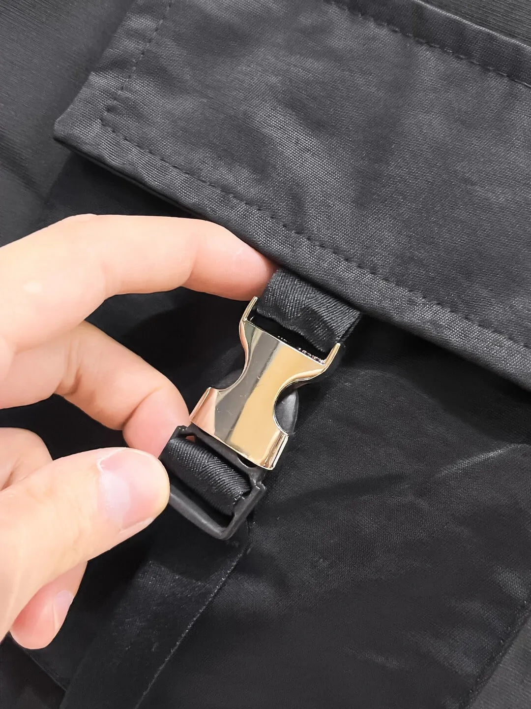 Buckle Decor Cargo Pocket Shorts