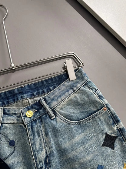 Abstract Embroidery Distressed Denim Shorts