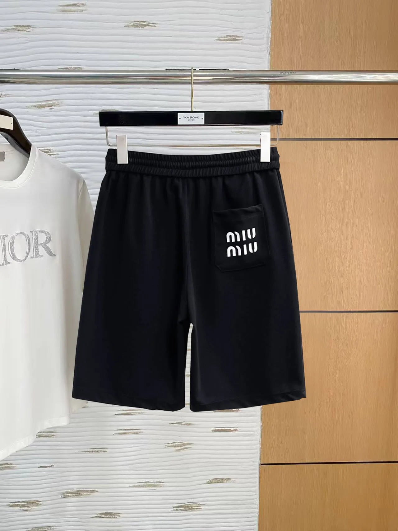 Stacked Letter Print Casual Shorts