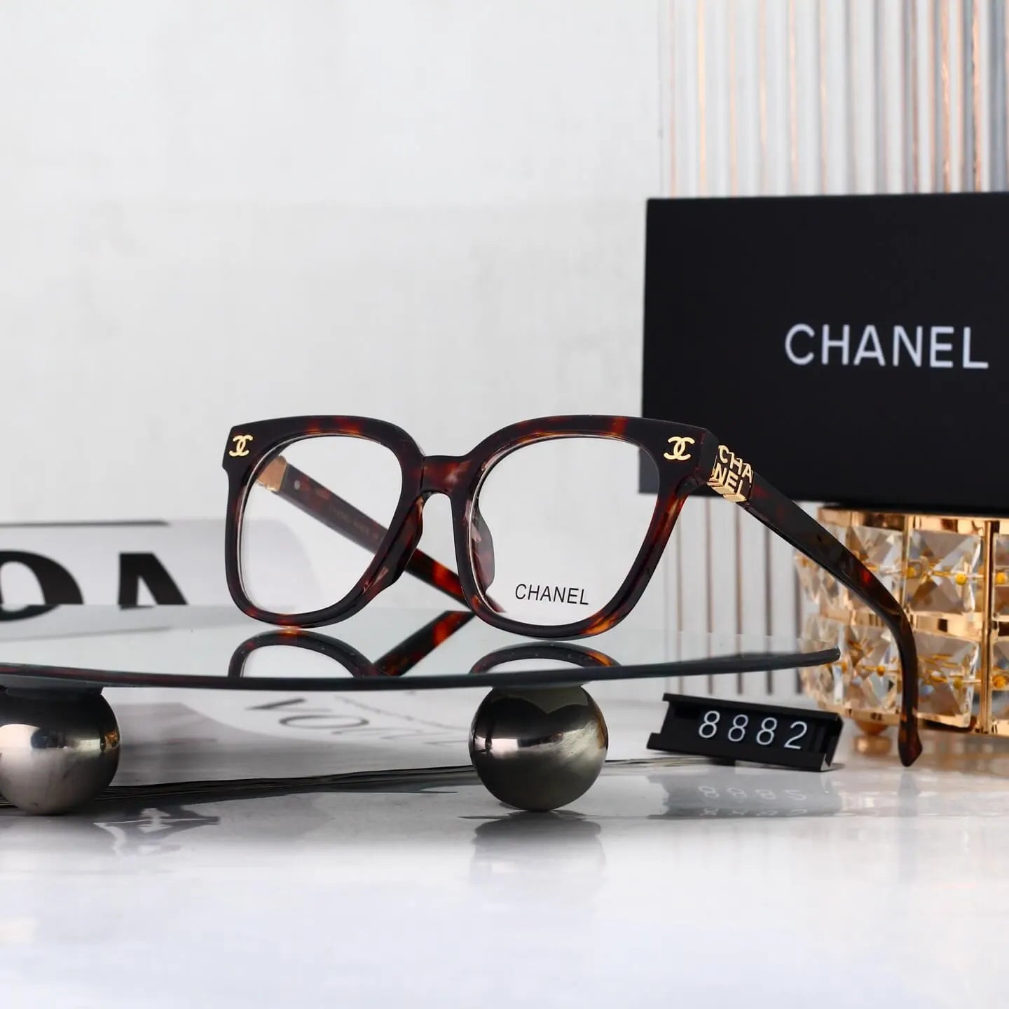 Literary Square Sunglasses