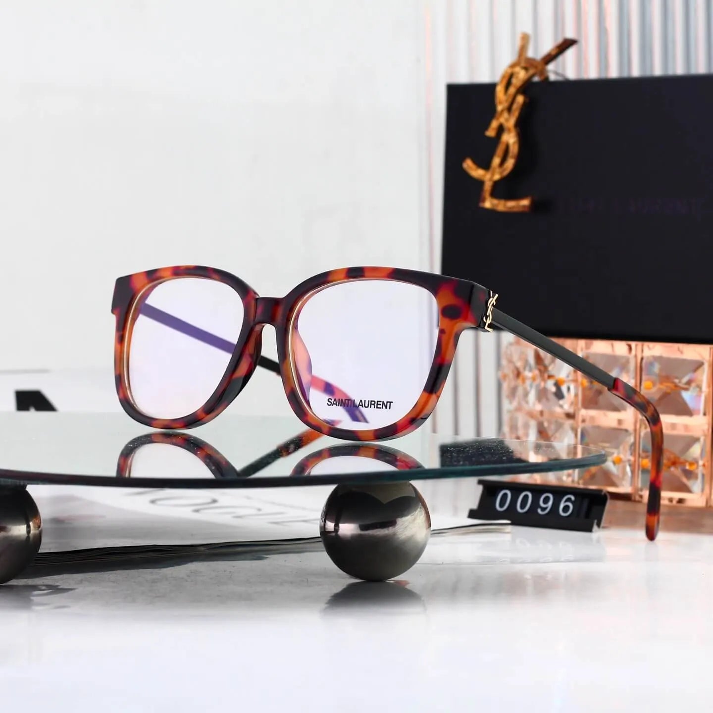 Square Full Rim Eyewear Sunglasses