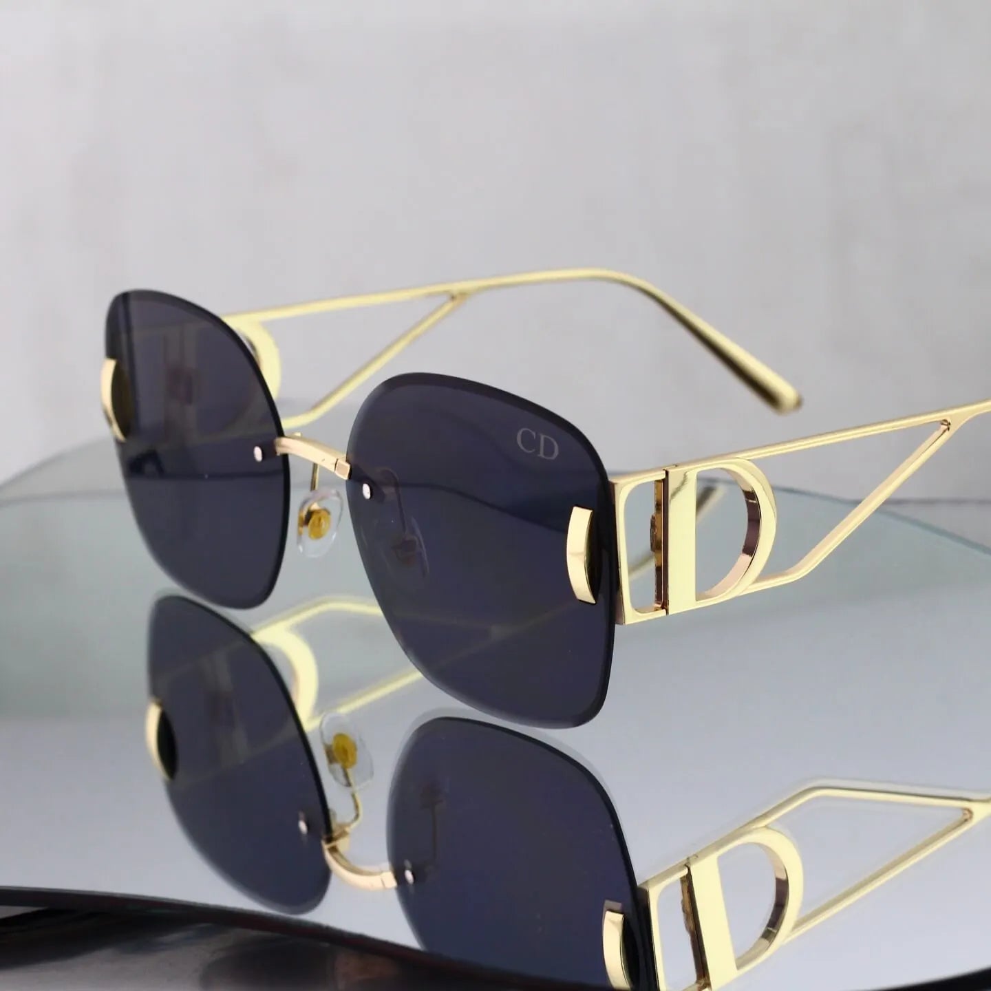 Rimless Gradient Oversized Square Sunglasses
