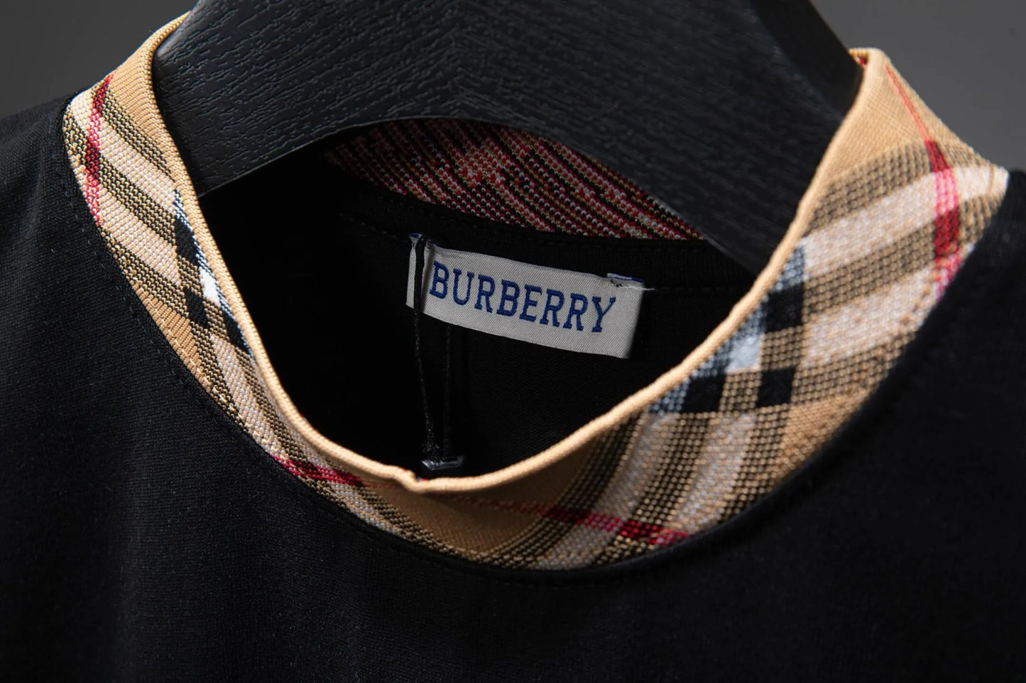 New Arrival Plaid Collar T-Shirt