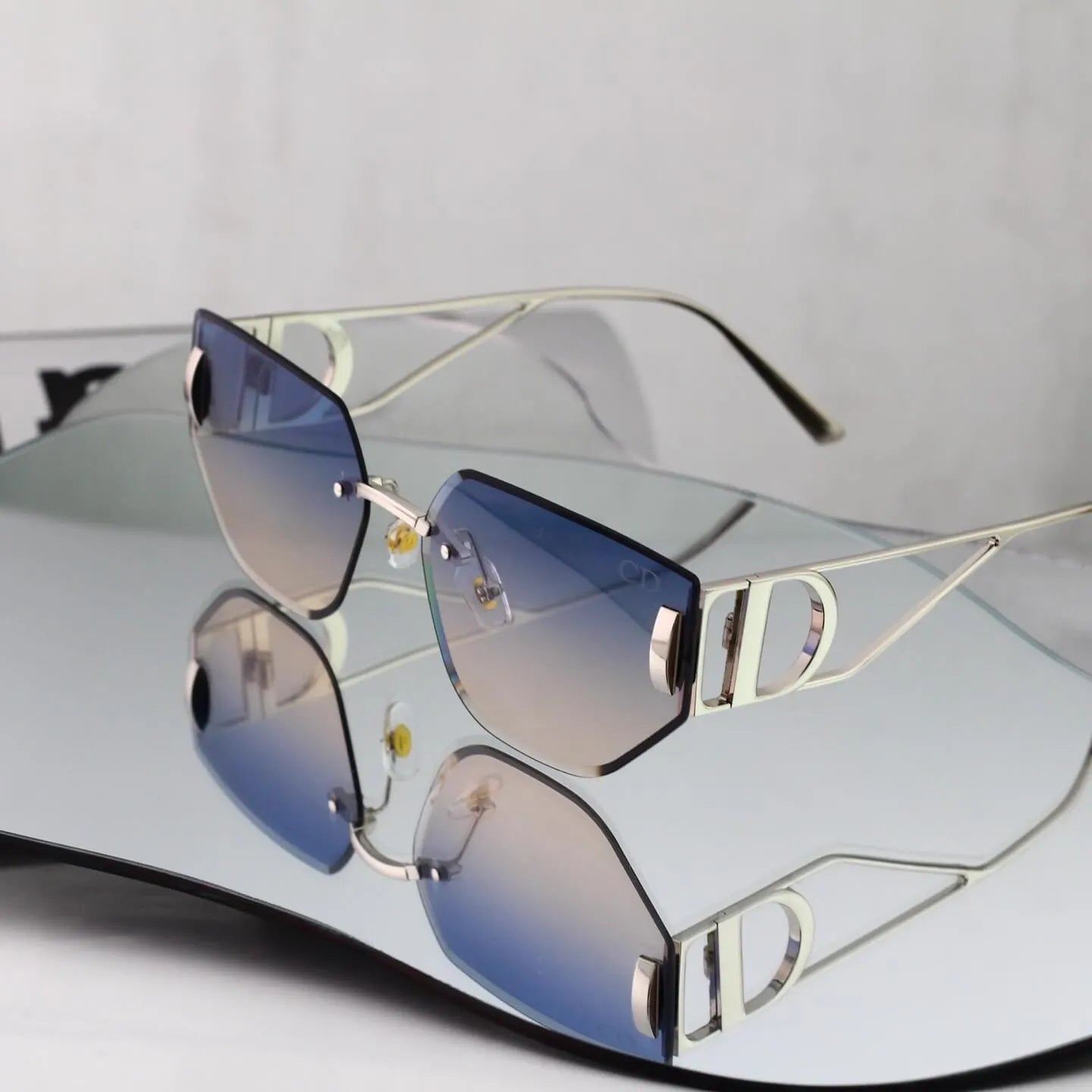 Rimless Cut Polygon Sunglasses