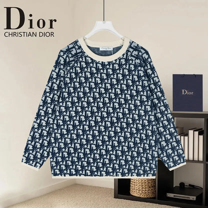 Oblique Jacquard Crew Neck Knit Sweater