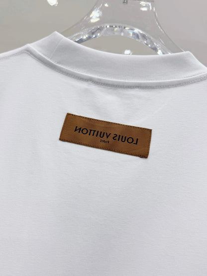 3D Shadow Graffiti Letter Print T-Shirt