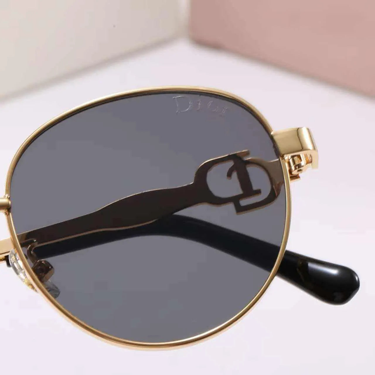 Classic Metal Round Sunglasses