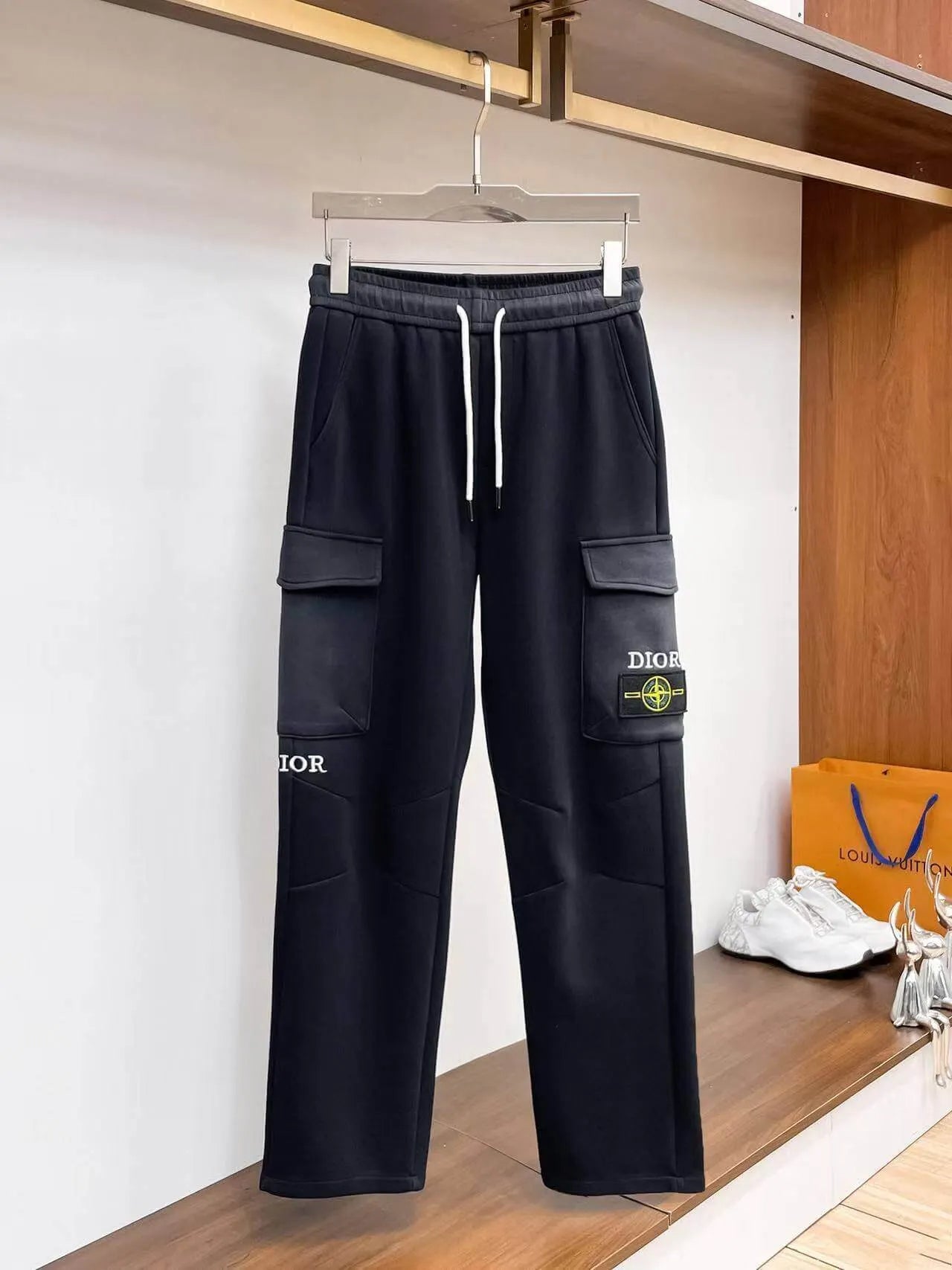 Patch‑Embroidered Cargo‑Style Pants