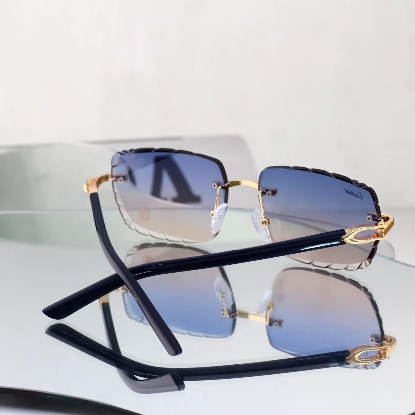 Scalloped Rimless Business Sunglasses