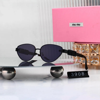 Letter Accent Half-Rim Cat Eye sunglasses
