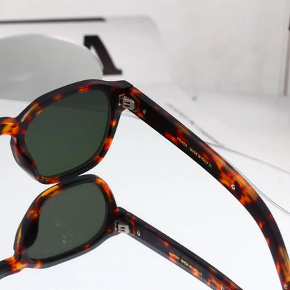 Retro Square Frame Sunglasses