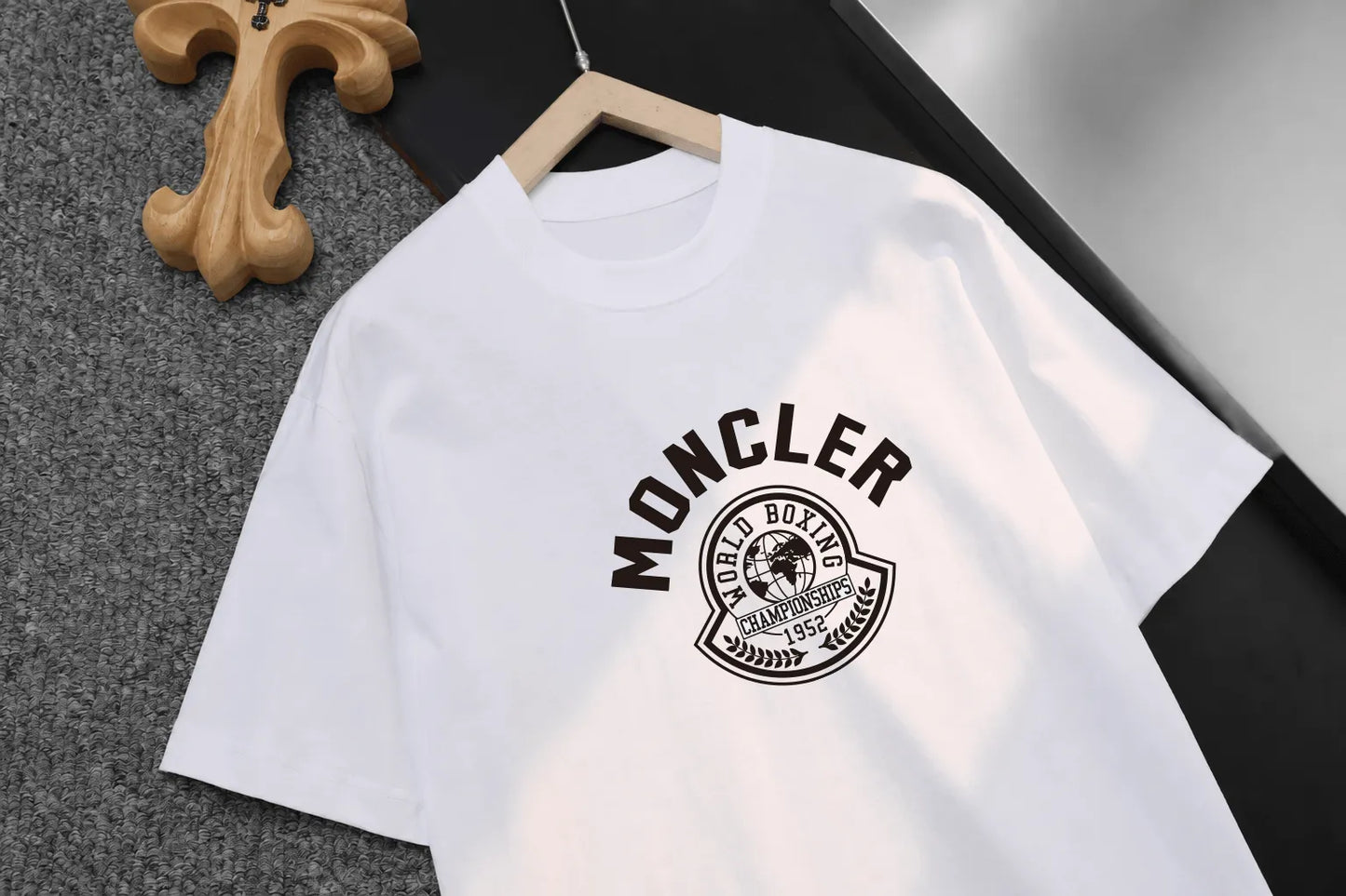 Badge Print T‑Shirt