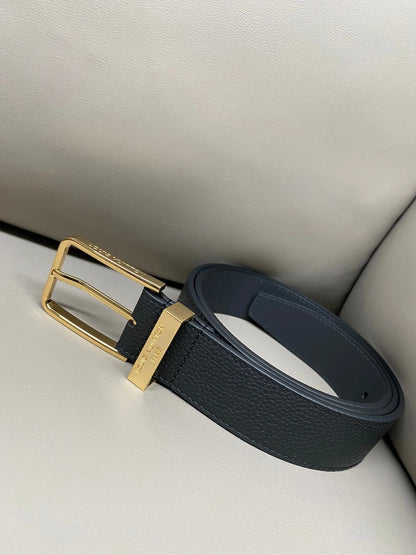 Classic Letter Understated Style Belt
