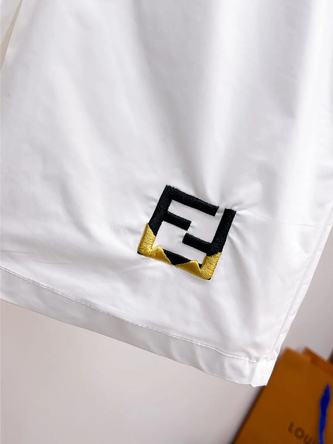 Contrast   Embroidered Casual Shorts