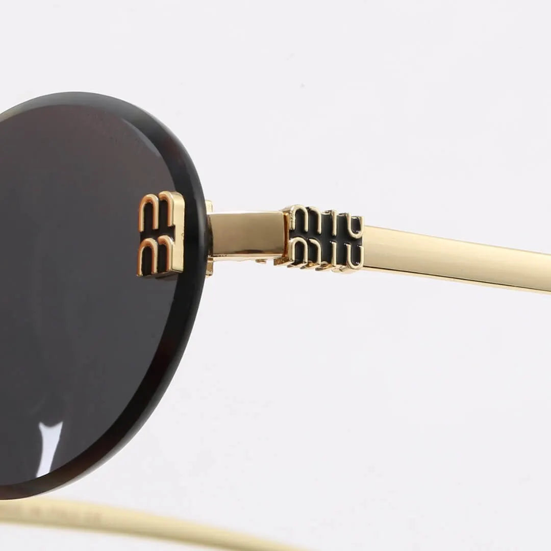 Rimless Oval Letter Sunglasses