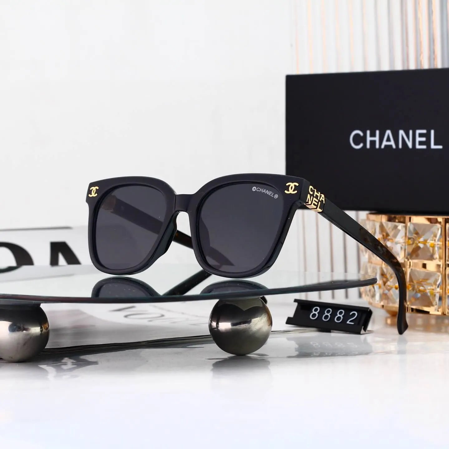 Literary Square Sunglasses